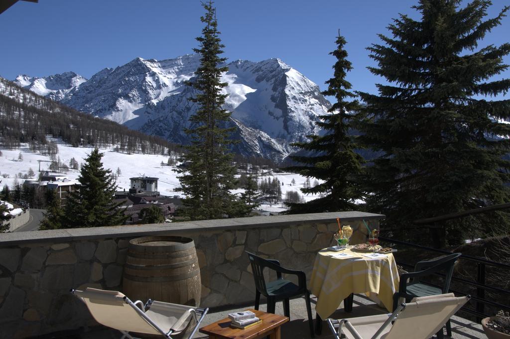 Hotel Sud Ovest Colle Colle Sestriere Exterior foto